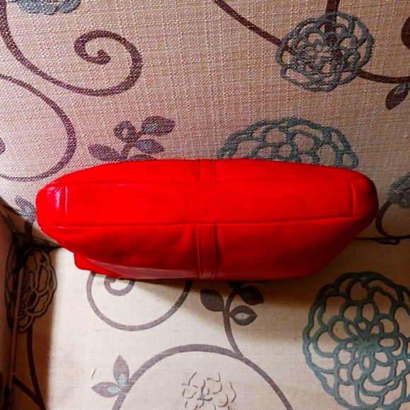 Fossil Shoulder/Crossbody - Picture 6 of 8